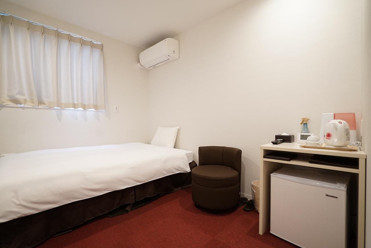 Cvs Bay Hotel New Building Urayasu Esterno foto