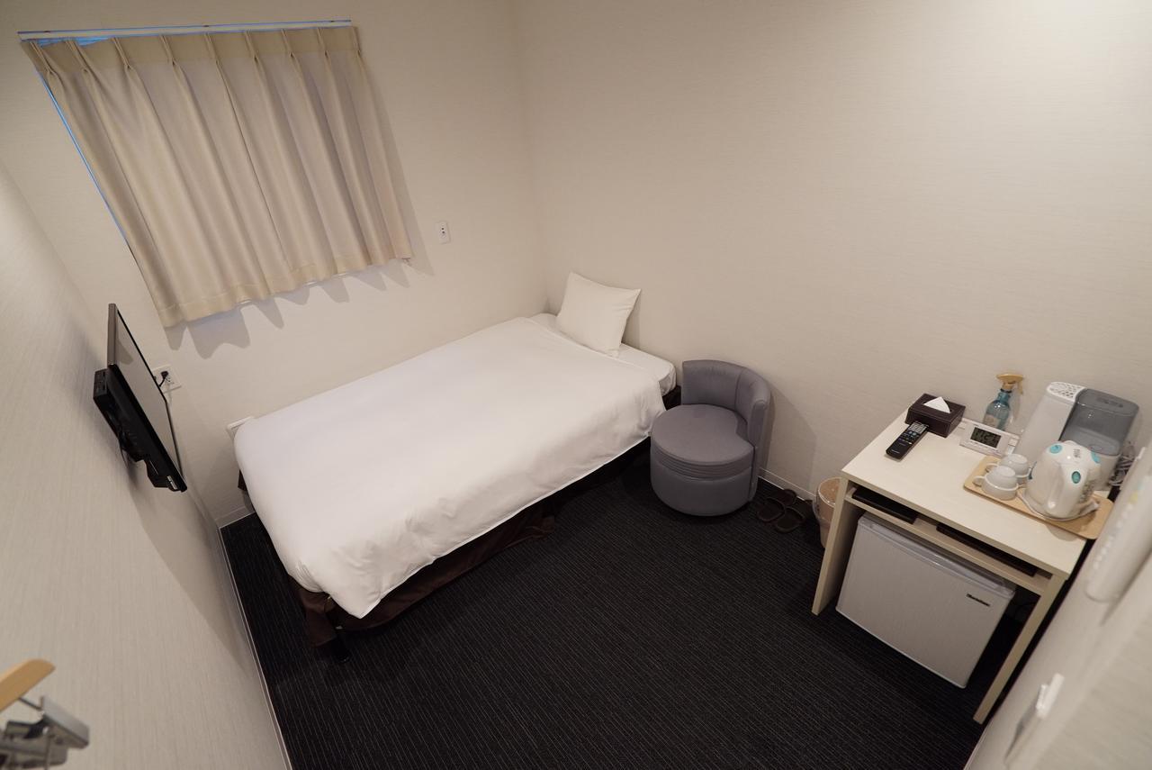 Cvs Bay Hotel New Building Urayasu Esterno foto